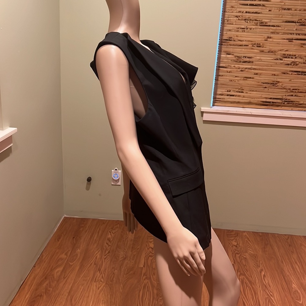 BCBGMaxAzaria Black Vest With Satin And Net Decoration On Left Shoulder Size L - Picture 3 of 8